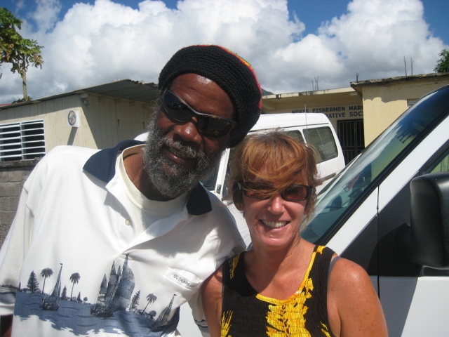 Watusi, Taxifahrer und Reggaekuenstler auf Nevis