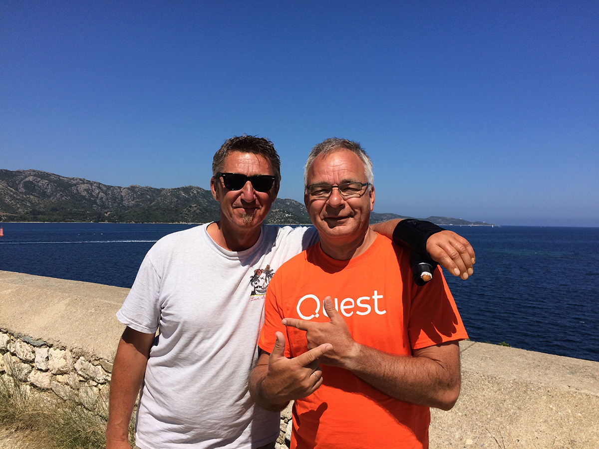 Nochmal Danke an unseren lieben Mitsegler, der Jörg zur Hand-OP quer durch Korsika gefahren hat